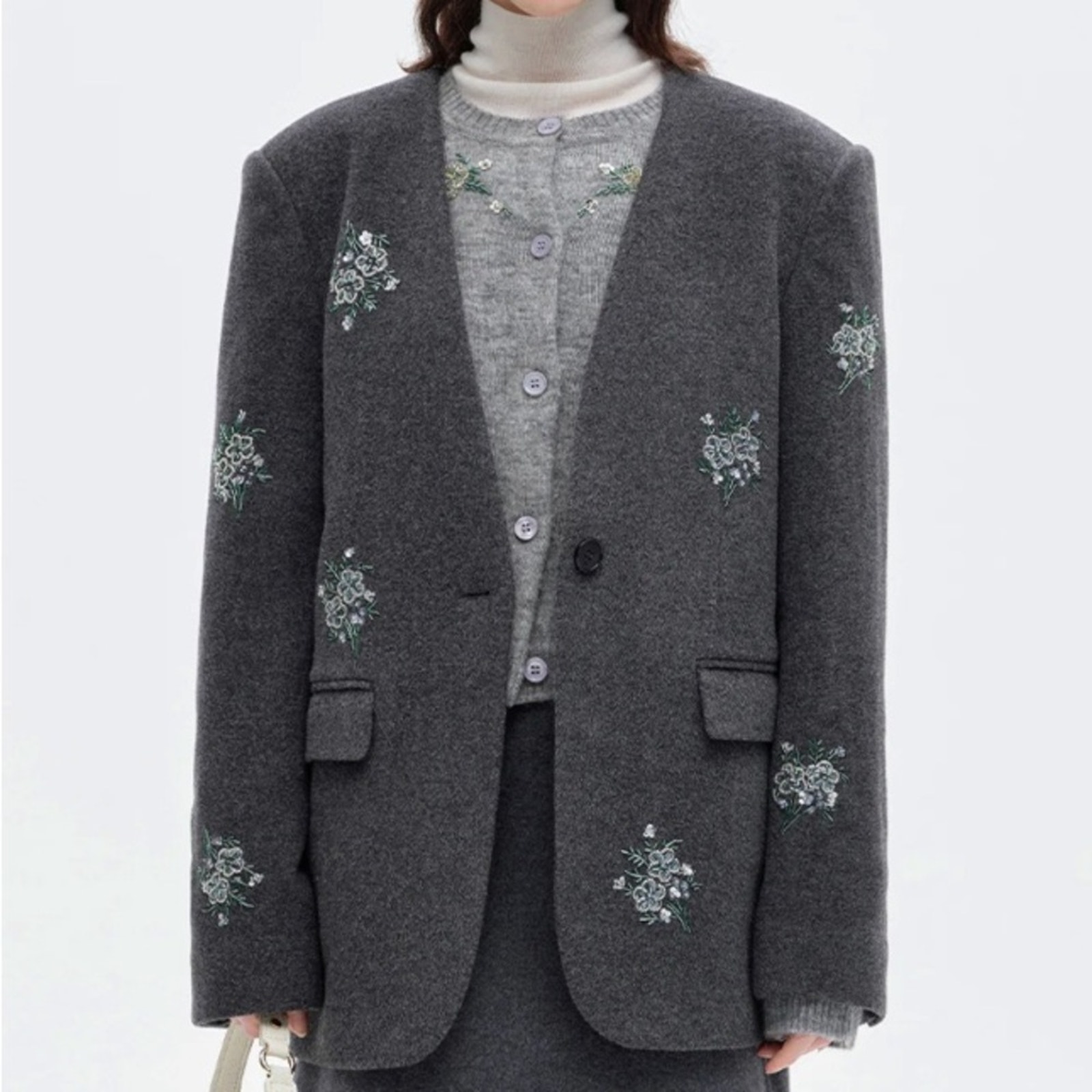 Selfwho Embroidered Gray Soft Wool Collarless Beaded Embroidered Blazer